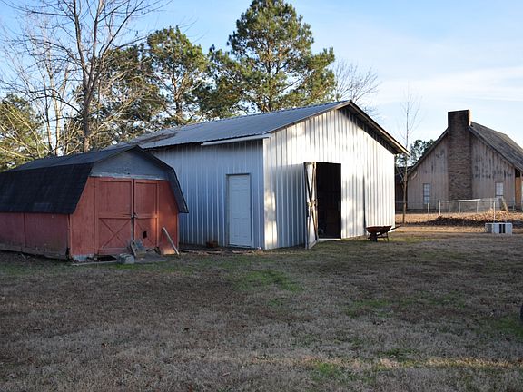 3rd image of 109 Ouachita #186