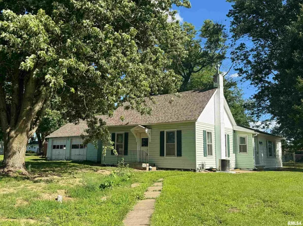 647 E Monroe St, Cuba, IL 61427