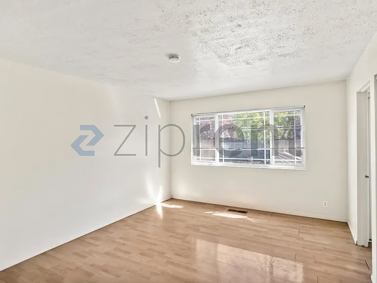 669 Shirecrest Ct — Photo 19