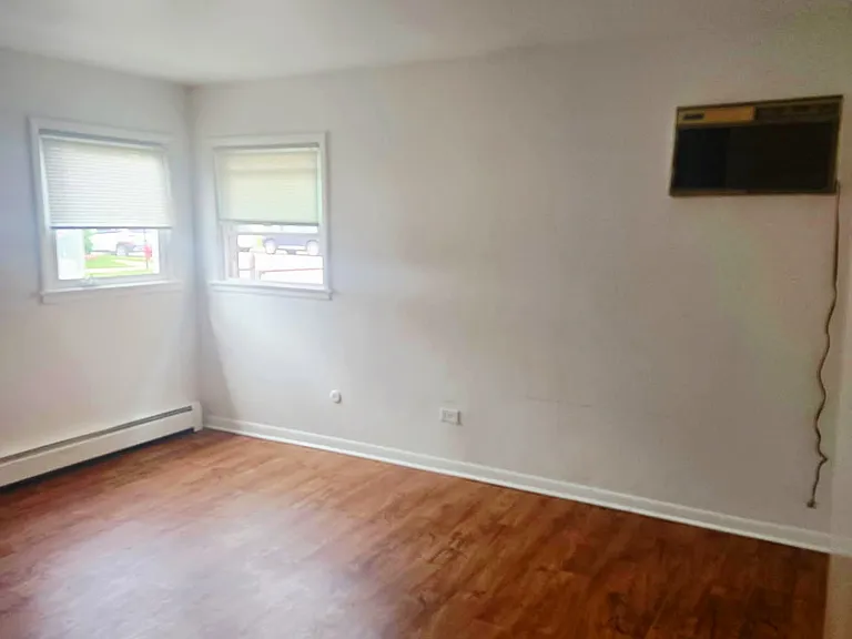 8228 Walsh Ln #1F — Photo 6