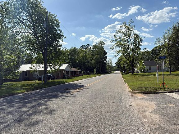 5th image of 701 Coppinville Rd