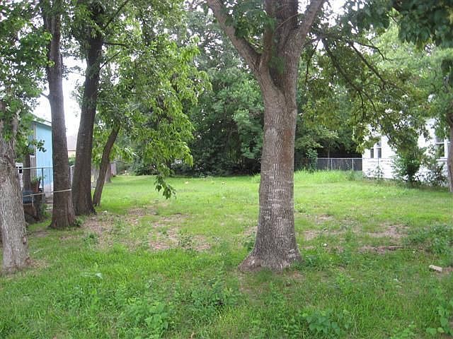 2nd image of 10015 Algiers Rd