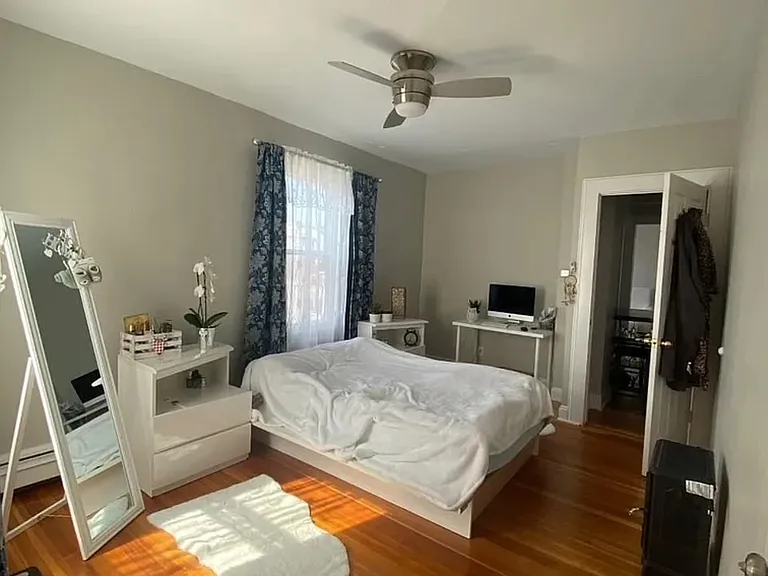 221 Park Rd #2W — Photo 1