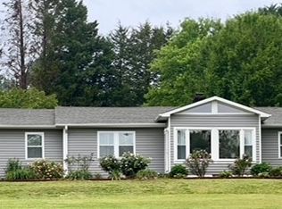 110 Dan Ross Rd, Six Mile, SC 29682