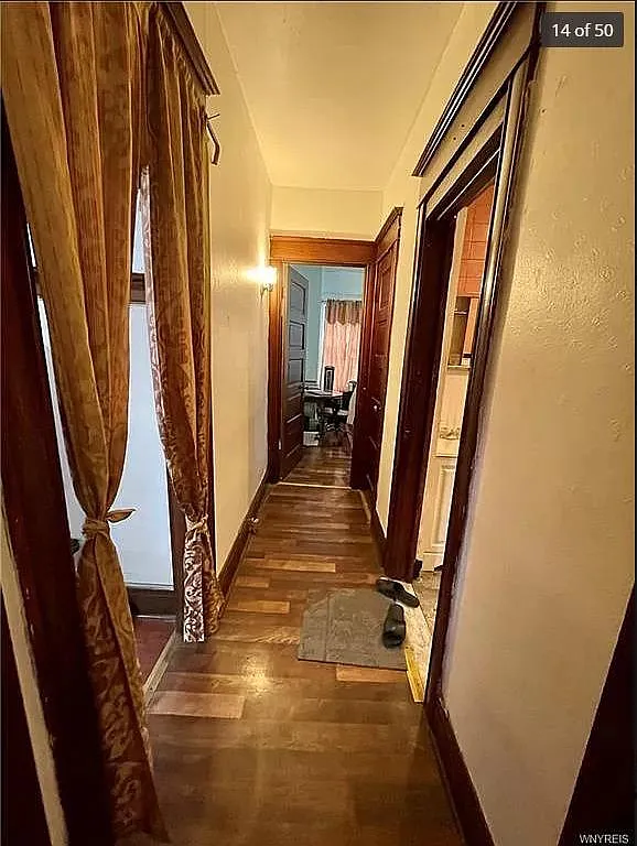 2 bed, $1,050 — Photo 4
