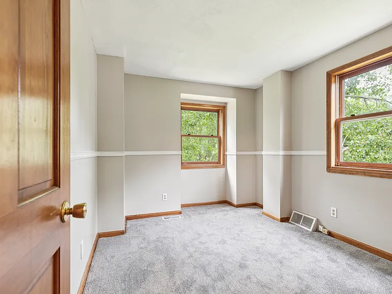 8237 Vicksburg Pl — Photo 18