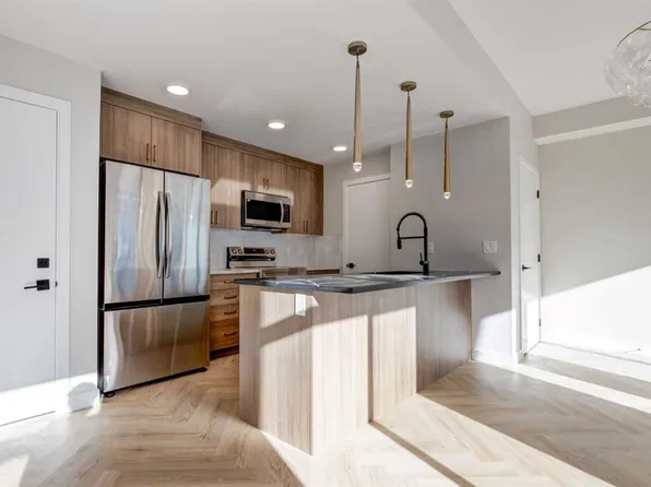 14800 N 1st St NW #304, Calgary, AB T3P 1Y4