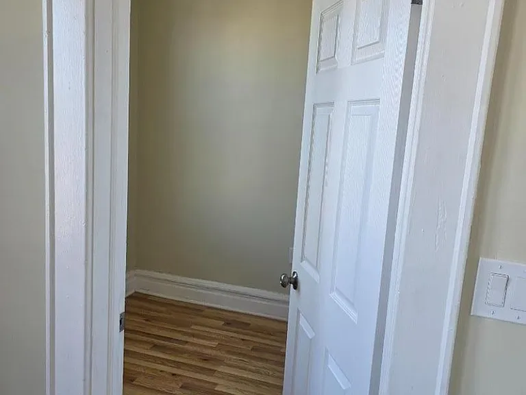 715 18th Ave #2 — Photo 3