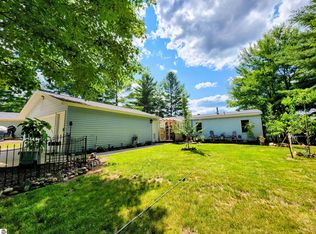 6241 E Bass Lake Rd NE, Kalkaska, MI 49646