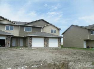 1708 Nicklaus Dr, Aberdeen, SD 57401