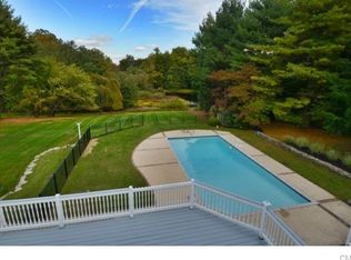 11 Cavalry Rd, Weston, CT 06883