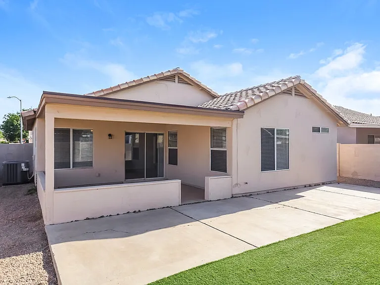 7427 W Tina Ln — Photo 16