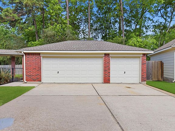 3rd image of 3414 Hackberry Ct