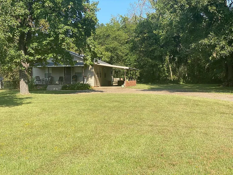 504 Higginbotham Rd — Photo 21