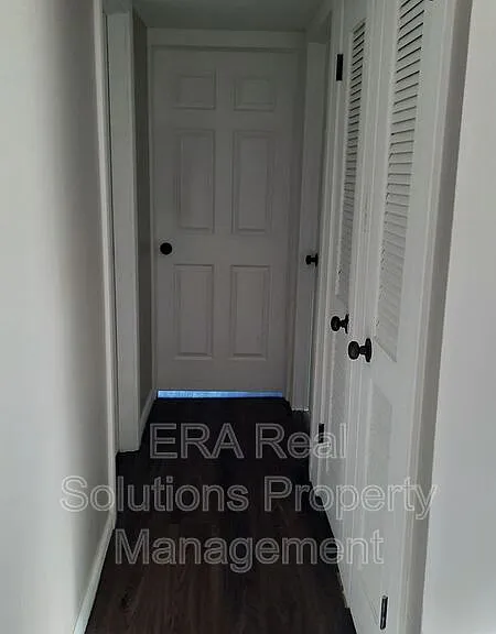 2011 Heritage Dr #11 — Photo 5