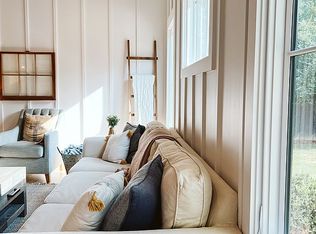 850 Scuffletown Rd, Simpsonville, SC 29681