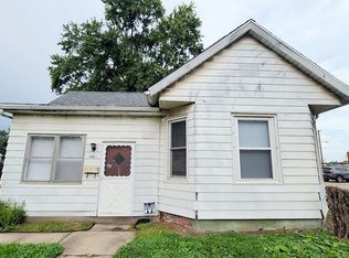 1005 S 11th St, Springfield, IL 62703