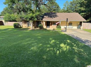 137 Timber Ridge Dr, Ruston, LA 71270
