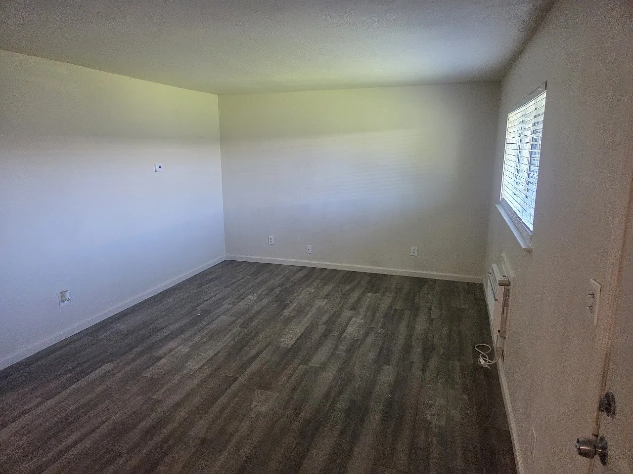 2 bed, 875 sqft, $1,649 — Photo 3