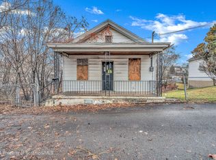 624 E Elm St, Scranton, PA 18505