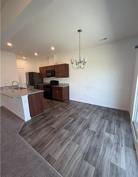 4208 Aine Dr — Photo 9