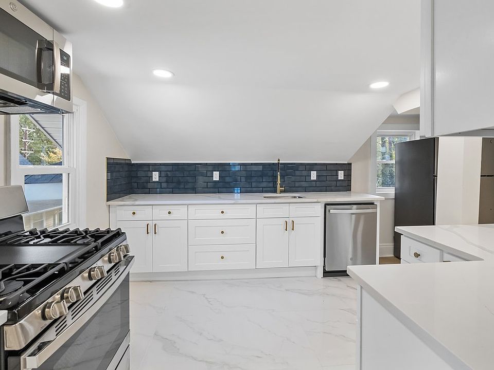 Kitchen - View from Hallway