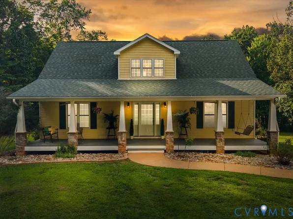 2597 Shannon Hill Rd, Columbia, VA 23038