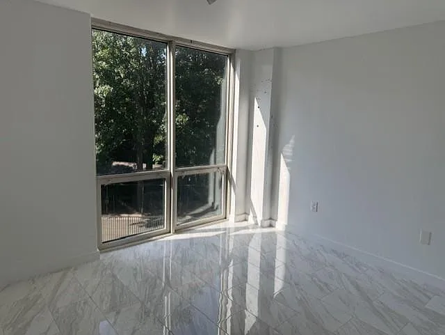 2 bed, 2.0 bath, 1228 sqft, $2,200 — Photo 3