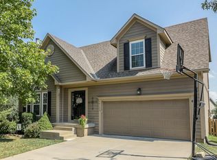 16105 W 156th Pl, Olathe, KS 66062