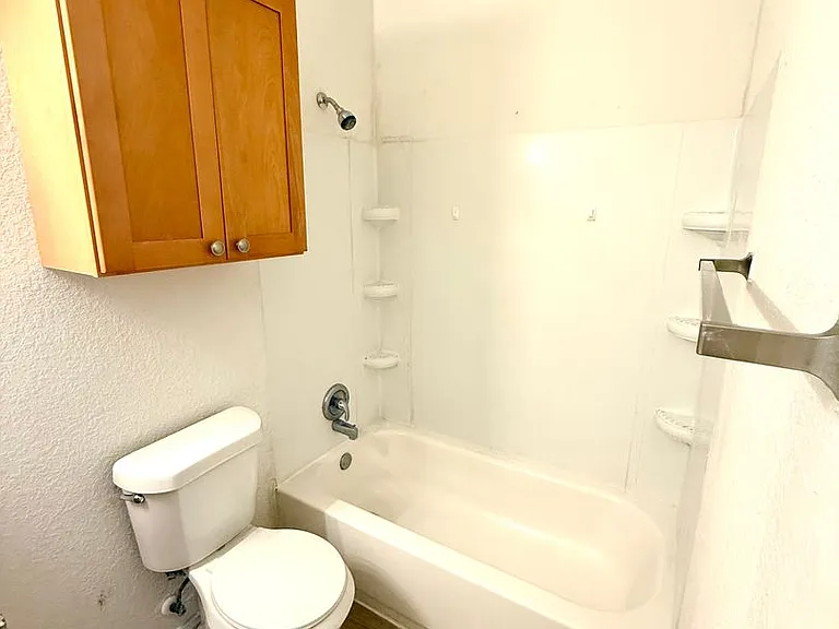816 Rivas St — Photo 12