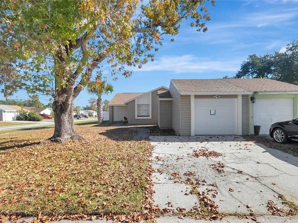 3202 Russett Dr, Tampa, FL 33618