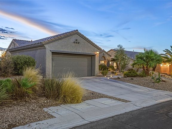 3rd image of 3024 Sumter Valley Cir