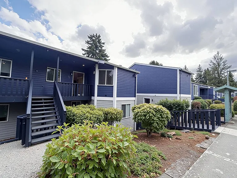19310 4th Ave NE — Photo 21