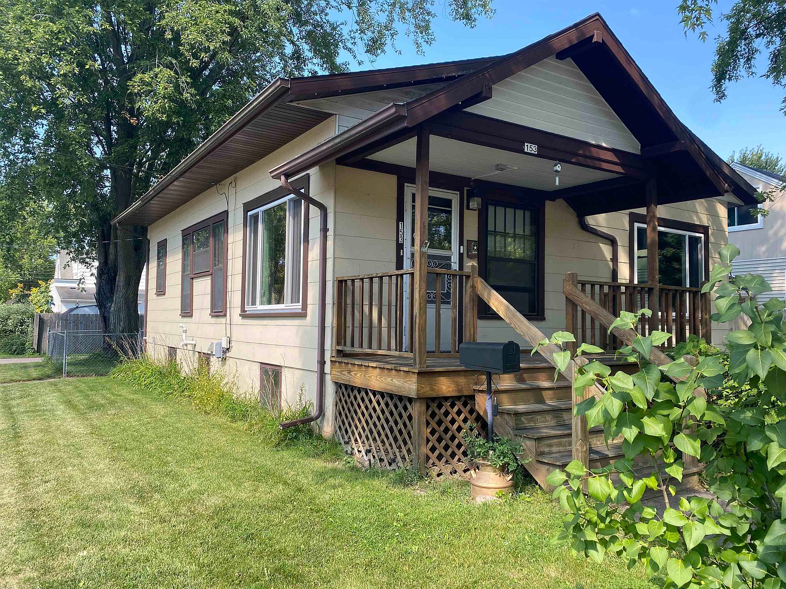 153 Harriet St, Clintonville, WI 54929 Zillow