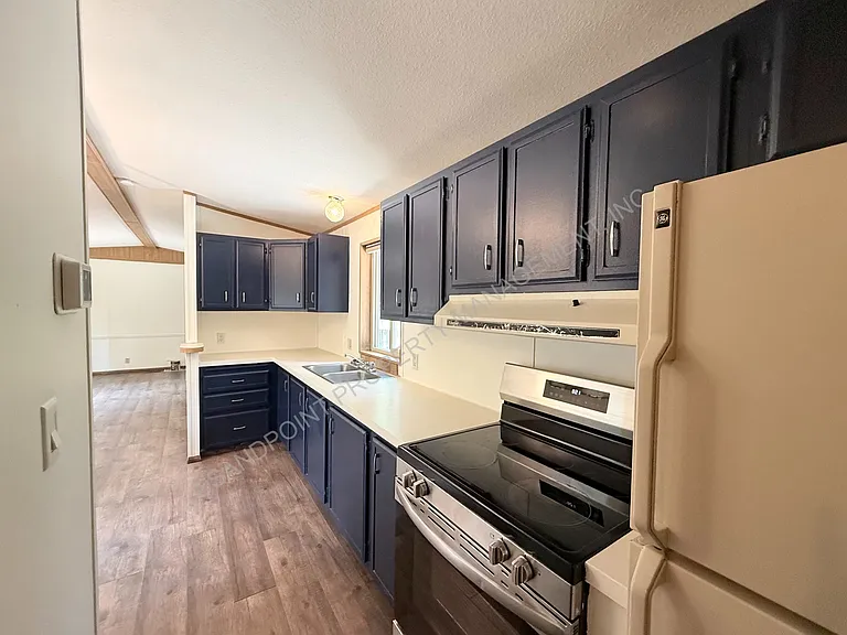 2120 Rapid Lightning Rd — Photo 8
