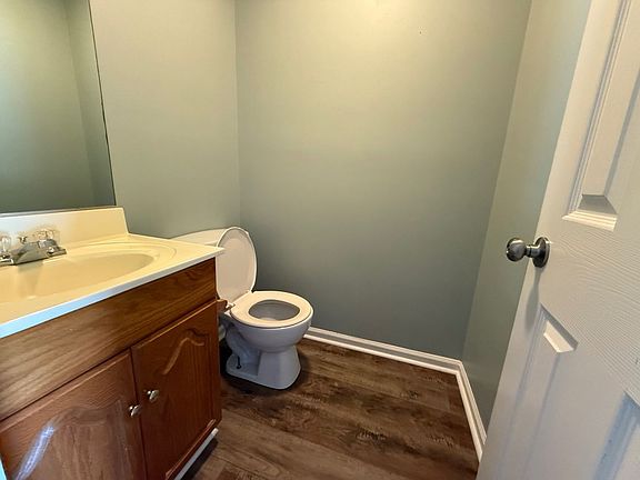 5th image of 13 Crescent View Dr #55-4