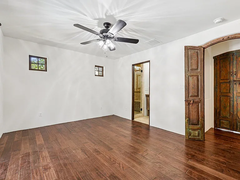 2706 Pearce Rd — Photo 19
