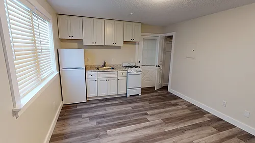 187 West St #4 Photo 1