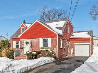 10-09 Charles St, Fair Lawn Boro, NJ 07410