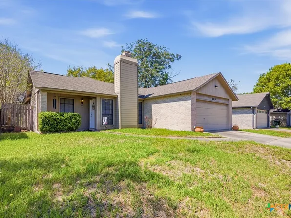 109 Queenswood Trl, Victoria, TX 77901