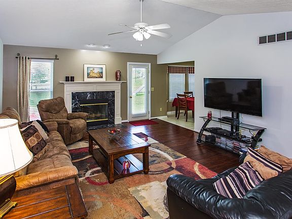 4th image of 1633 Hastings Ct