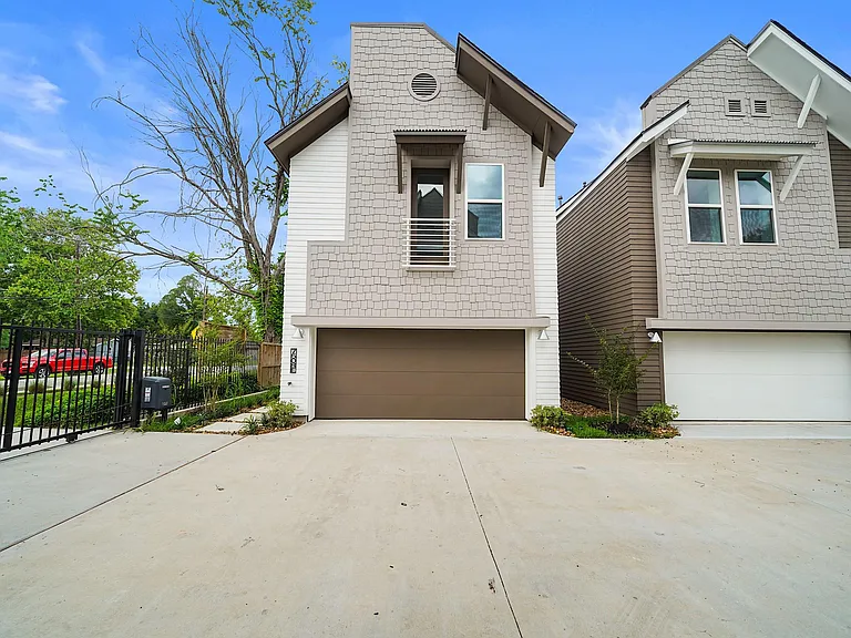 7504 Carver Rd #D — Photo 29