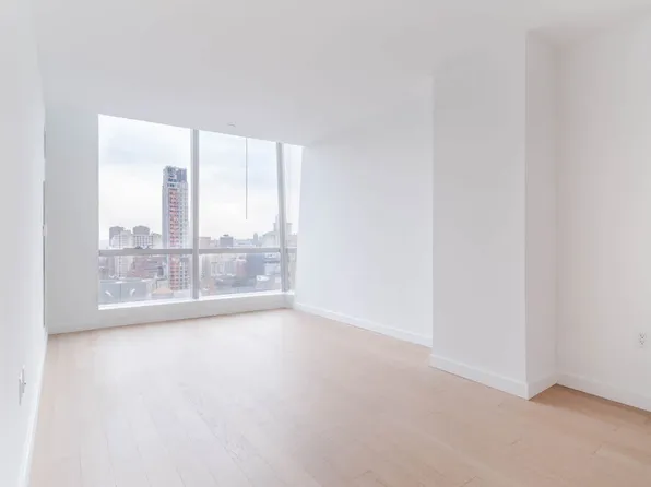 50 East 28th Street image 18 of 42