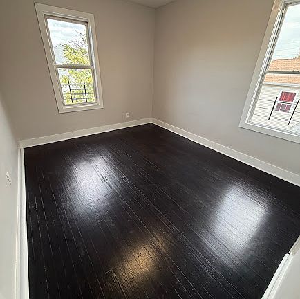 5th image of 55 Hobson St Floor 3