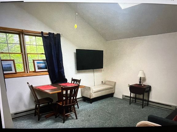 3rd image of 5 Lincoln St #2