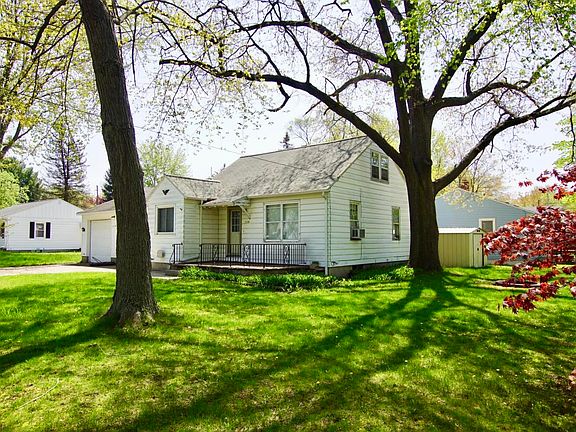 3rd image of 1119 Roosevelt Ct