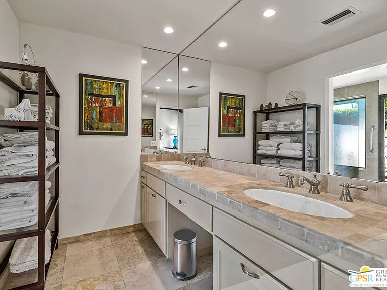 1347 Primavera Dr — Photo 33