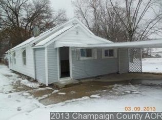 586 Brickyard Rd, Danville, IL 61832