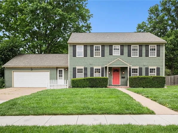 9412 Delmar St, Prairie Village, KS 66207