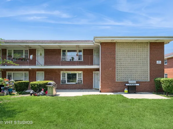 1107 E Algonquin Rd Unit 19, Arlington Heights, IL 60005